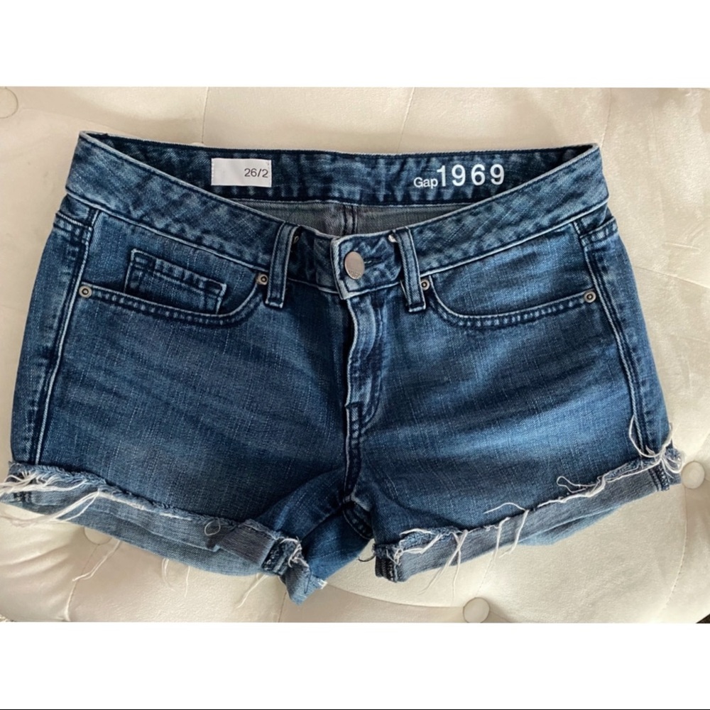 Gap 1969 Jean Shorts 26